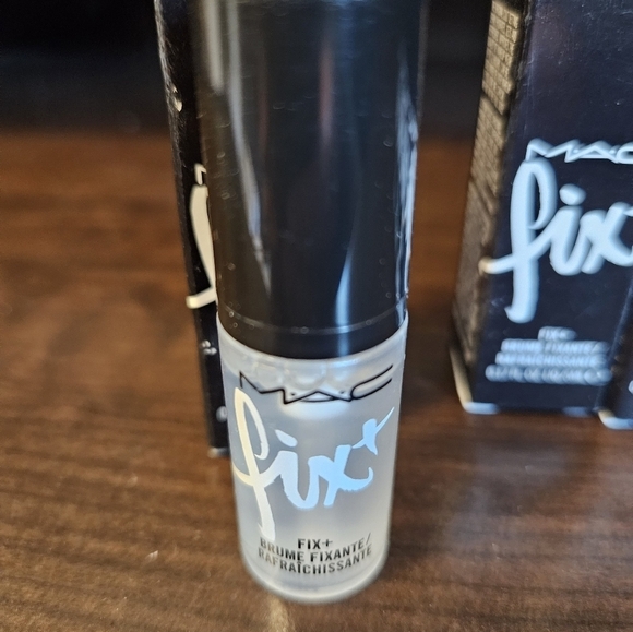 Mac Fix+ Refreshing Finishing Makeup Setting Mini Spray 5-Pack Bundle (NIB) - Picture 4 of 5
